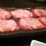 凱旋門 村上本店 - 上タン・・・旨し。