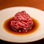 焼肉ホルモンうしごろ - とろけるロース 一口ライス