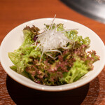 焼肉ホルモンうしごろ - チョレギサラダ