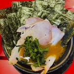 豚骨醤油ラーメン 王道家 柏店 - 