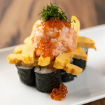 烤鮭魚鮭魚子卷壽司