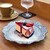 CREA Mfg.CAFE - 料理写真:ハニーカフェラテ、ストロベリーレアチーズケーキ