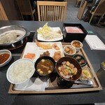 グランヴィリオホテル 宇奈月温泉 - 夕食　　しゃぶしゃぶ＆バイキング