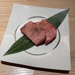 肉のひぐち直営焼肉 安福 - 特選厚切りタン塩