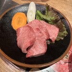 Shichirin Sumibiyakiniku Yuurin - 