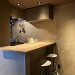 LUANA TOKYO - 