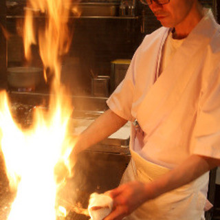 こだわりの炭火焼鶏料理