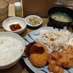 やよい軒 - 料理写真: