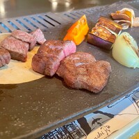 WITH THE STYLE ステーキハウス ミディアムレア - 