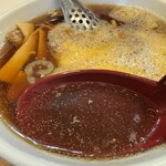 Ramen Horiuchi - ベースのスープはあっさり醤油の通り