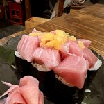 Robata Shokudou Susumu - トロたく巻き880円