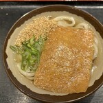 本場さぬきうどん 親父の製麺所 - きつねうどん（並）