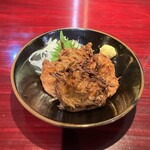 博多水炊きもつ鍋 亀吉 - 手作りさつま揚げ！揚げたてをお召し上がりください。