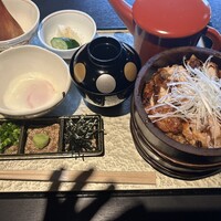 ひつまぶし 登河 那古野本店 -  ひつまぶし 登河 那古野本店 -