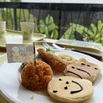 ぶんぶんのパンケーキやさん - 