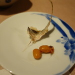 じどりや 穏座 - はすのなれずし、えびまめ