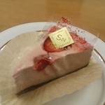 ピアッコリーナ・サイ - いちごのチーズケーキ