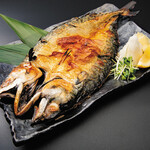 Salt-grilled mega fatty mackerel