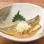 Heart-melting simmered mackerel in miso