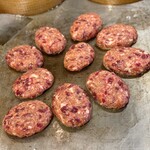 NOMI RESTAURANT - ハンバーグ焼いてます