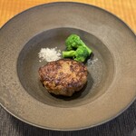 NOMI RESTAURANT - 猪・鹿と松坂豚のハンバーグ