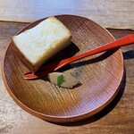 Tsuru Kikyo - 自家製肝パテとパン