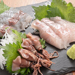 DON - 料理写真:新鮮日がわりのお刺身3点盛