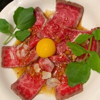 HILLS CLUB - 