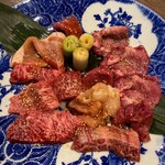 炭火焼肉 久 - 