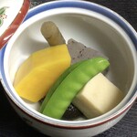 Kisetsu Ryouriaona - 高野豆腐と野菜の焚き合わせ
