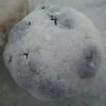 大吾 - 塩豆大福    これも150円か160円どちらかだった。