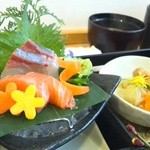 食彩どんぐり - お刺身新鮮！