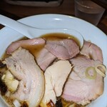 らぁめん鴇 - びっくり(＠_＠;)のチャーシュー達