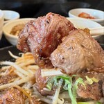 尾毛多セコ代 - ハラミは柔らかく臭み一切無し!!  