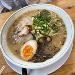 ラーメン イーグル - 料理写真:ラーメン750円