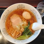 Chuuka Kitchen Jun - 醤油ラーメン600円、味玉100円