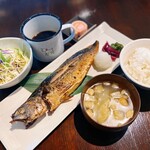 Grilled mackerel set meal