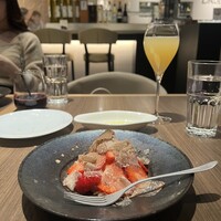 ダルマット 六本木ヒルズ店 - 