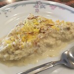 インド料理 パリワル - 香り高い濃厚ミルクソースでヒタヒタになったパンプディング。うま〜♡