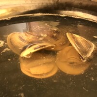 桑名蛤料理・蛤しゃぶしゃぶ 貝新 - 桑名産蛤 しゃぶしゃぶ 開いたところ