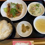 Houmei kaku - ◉週替定食／950円税込
                        「豚肉の唐揚げ 特製ソースがけ」