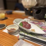 河一屋旅館 - 馬刺しに感動