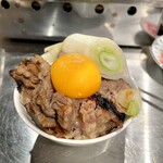 Taishuu Yakiniku Horumon Nikusawa - 