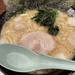 横浜家系ラーメン 極味家 - 