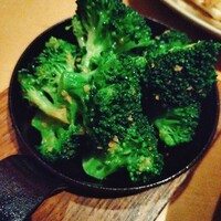 THE RIGOLETTO - ブロッコリーのガーリックソテー