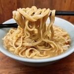 245929390 - ラーメン野菜マシアブラマシニンニク＋生姜