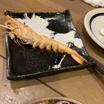 Robata To Oden Koronagirai - 殻のまま食べれる天使の海老串（528円）