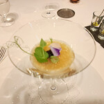 ソンブルイユ TOKYO - セルリラーヴのムスリーヌとコンソメジュレ　キャビア