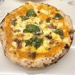 Fakalo pizza gallery - オレンジニンジンとサルシッチャ