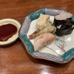 Morimori Zushi - 北陸の名物盛り　バイ貝　白エビ　ガスえび　ホタルイカ　のどぐろ炙り